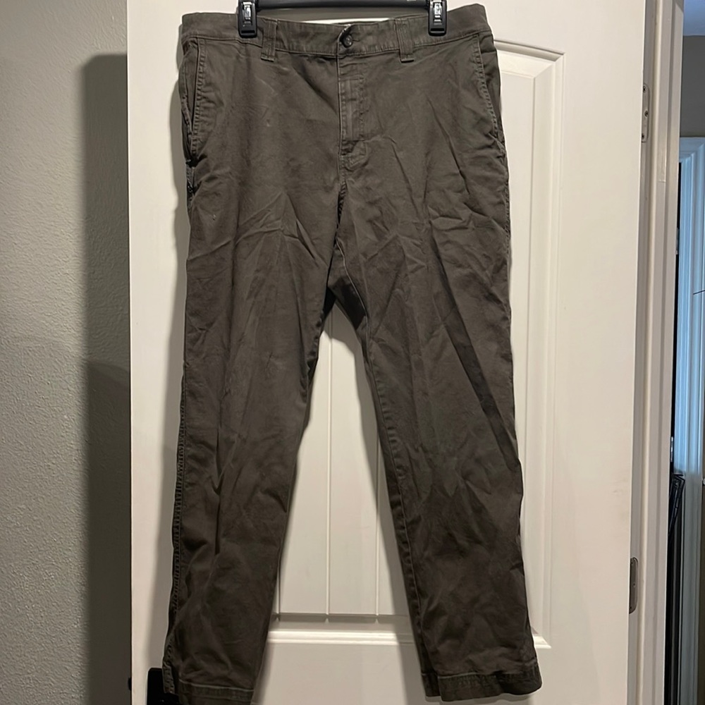 Columbia regular fit chino pants